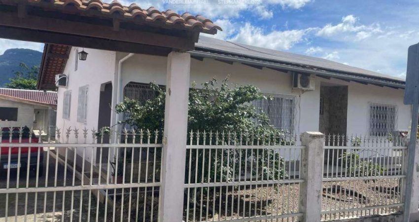Casa com 3 quartos à venda no Centro, Rodeio 