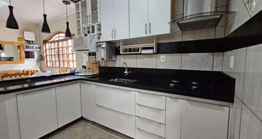 Casa com 3 quartos à venda no Jardim Gabriela I, Jandira 