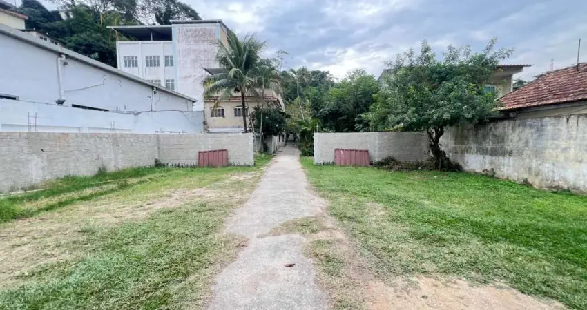 Casa com 10 quartos à venda no Tanque, Rio de Janeiro 