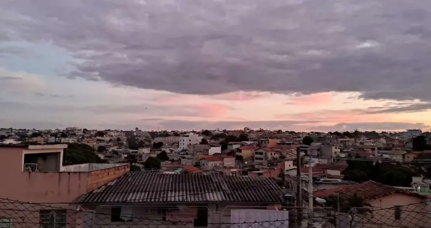 Casa com 3 quartos à venda na Santa Mônica, Belo Horizonte 