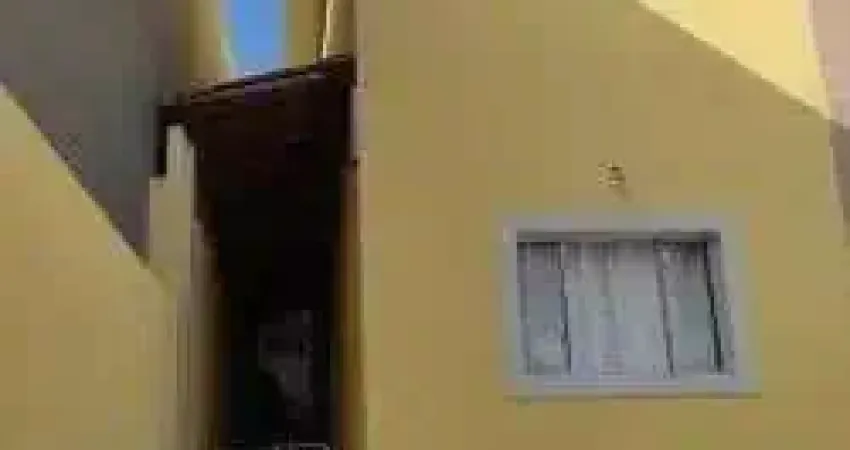 Casa com 3 quartos à venda na Vila Silviânia, Carapicuíba 