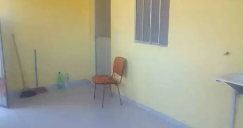 Casa térrea – jundiaí / são paulo  
vende-se casa térrea estilo “casa de vó', toda reformada, linda e aconchegante. possui 2 dormitórios, sala, cozinha, 2 vagas de garagem, quintal nos fundos com lava