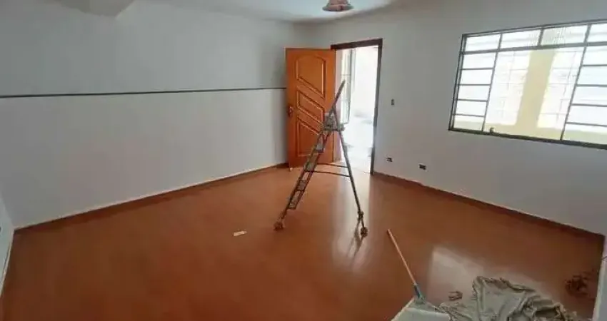 Sobreloja – vila matilde / são paulo  
vende-se sobreloja com 2 dormitórios, sala, cozinha e banheiro. não possui vaga de garagem.

contrato registrado em cartório  
financiamento ok  
documentação ok