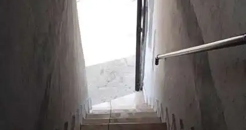 Casa – vila tolstói / são paulo vende-se casa com 1 dormitório, sala, cozinha e banheiro. sem vaga de garagem. ótima oportunidade na região!
contrato registrado em cartório financiamento ok documenta