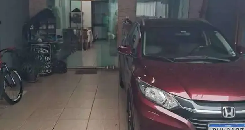 Localizada em perus, são paulo, esta encantadora casa de dois dormitórios oferece a combinação perfeita de conforto e praticidade. com uma suíte espaçosa e banheiros modernos, este imóvel é ideal para