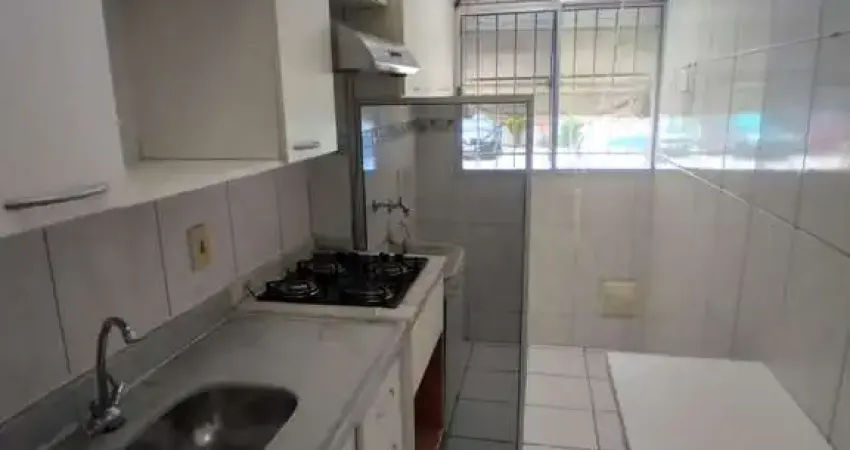 Apartamento térreo 2 quartos no engenho da rainha — condomínio completo