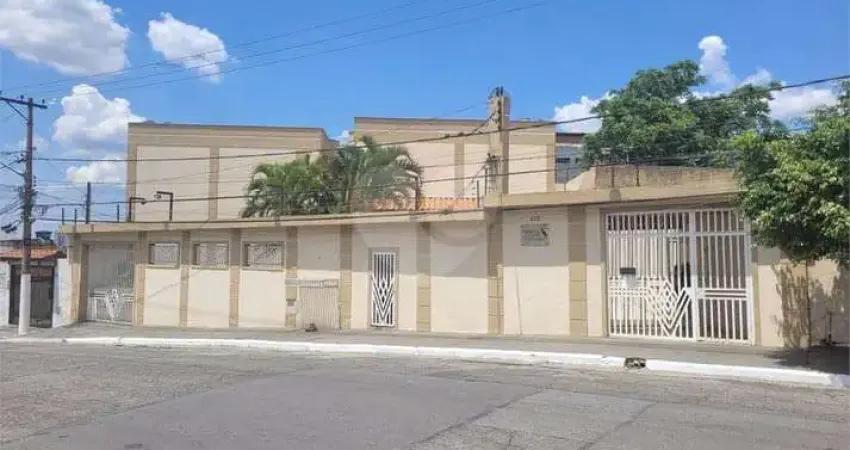 Casa térrea – vila matilde / são paulo
vende-se casa térrea com 2 dormitórios (2 suítes), 3 banheiros, área de serviço e 2 vagas de garagem — localizada em excelente ponto da vila matilde, com fácil a