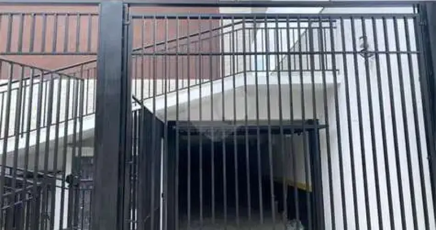 Sobrado – vila esperança / são paulo
vende-se sobrado com 3 dormitórios, sendo 1 suíte, 2 vagas de garagem, sala, cozinha, banheiro social e lavanderia — localizado em excelente ponto da vila esperanç