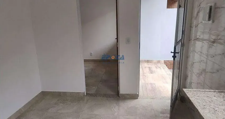 Casa com 1 quarto para alugar na Rua Pinto de Campos, 264, Bento Ribeiro, Rio de Janeiro