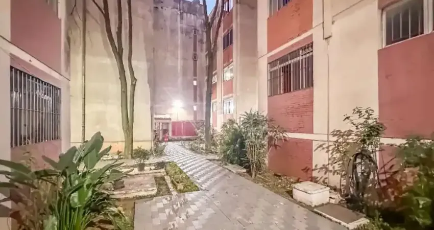 Casa com 2 quartos à venda na Vila Renato, São Paulo