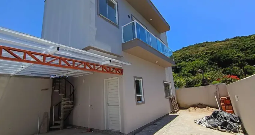 Venda - casas em condomínios - 2 dormitórios - magalhães - laguna - sc