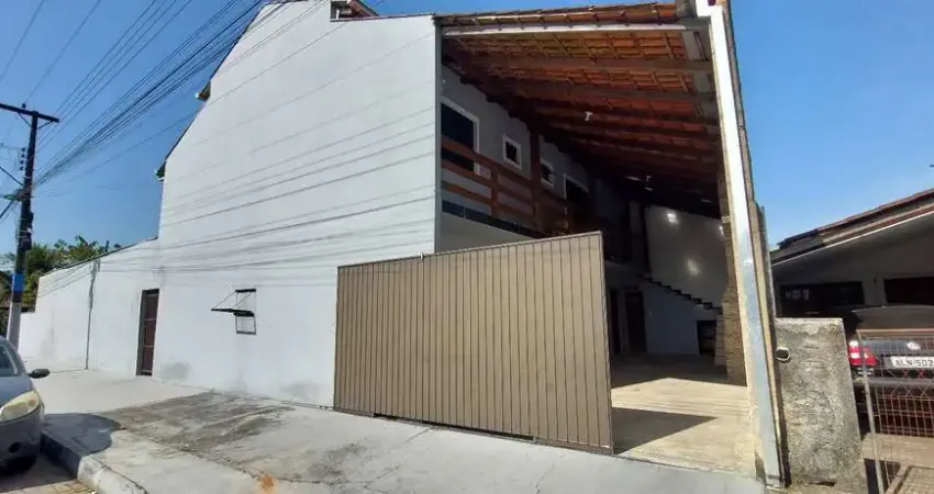 Venda - Sobrados - 6 dormitórios - Jardim Iririú - Joinville - SC