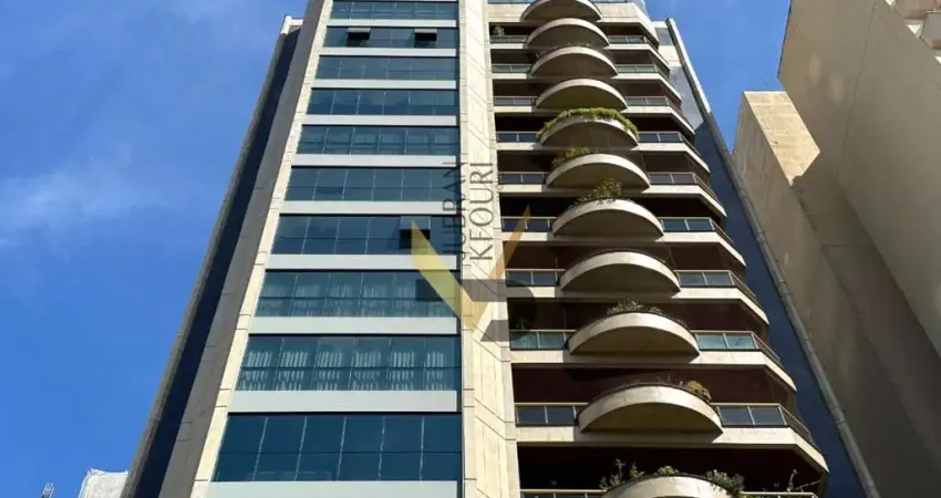 Apartamento de altíssimo padrão à venda no Cambuí - Campinas, com 4 suítes (1 máster com 2 closets e hidro), lazer com vários itens, 3 garagens no sub