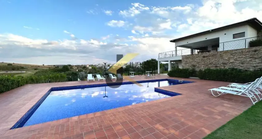 Terreno em condomínio à venda na região do Alphaville Campinas, com 561 m², pronto para receber a casa dos seus sonhos.