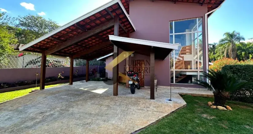 Casa térrea à venda em bolsão residencial , Sousas - Campinas, com 3 suítes, lazer privativo e garagem para 4 carros.