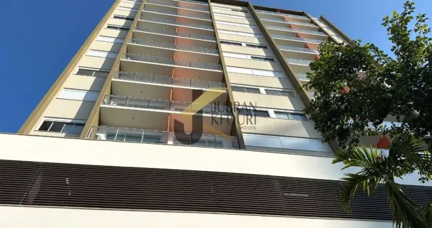 Apartamento mobiliado, equipado e decorado à venda no Cambuí - Campinas, com 1 suíte, lazer comum e garagem.