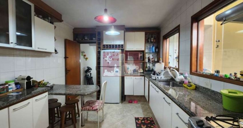 Casa em Condomínio -Vila Gustavo