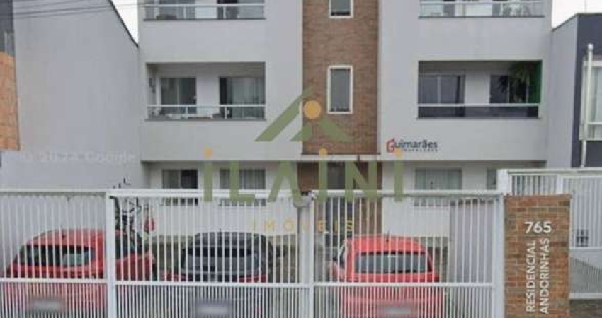 Apartamento á venda com 2 dormitórios parte alta bairro Santa Regina em Camboriú SC