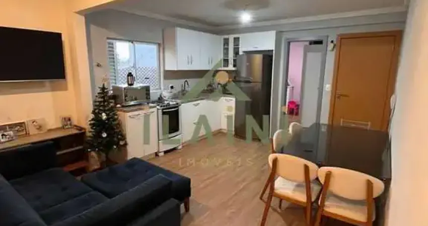 Apartamento semi-mobiliado á venda com 2 dormitórios bairro Vila Real em Balneário Camboriú SC