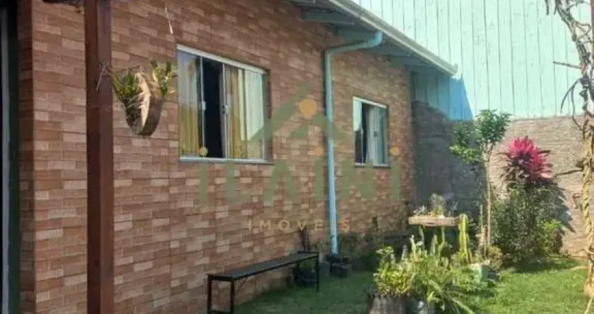 Casa térrea Com 3 dormitórios localizado no bairro Rio Pqueno Camboriú!