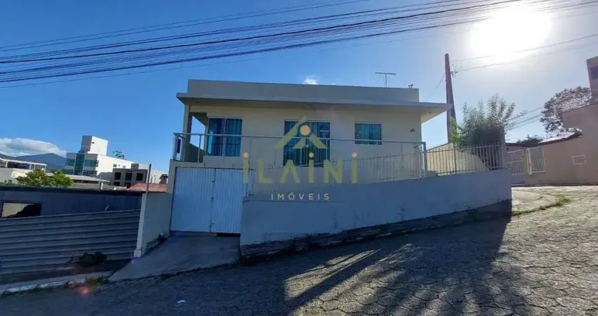 Casa com 3 quartos para alugar na Rua Rodolfo da Silva Simas, Tabuleiro, Camboriú