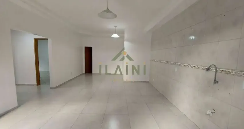 Casa com 2 quartos para alugar na Rua Oscar Vieira, Centro, Camboriú