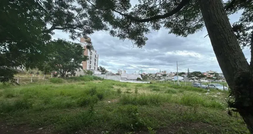 Terreno de 2009m² no  Estreito
