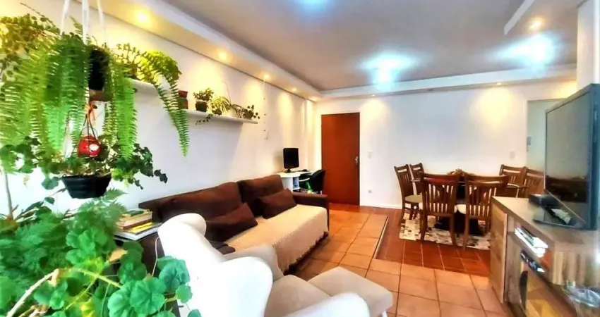 Apartamento de 96m² com 3 quartos sendo 1 suíte no Centro