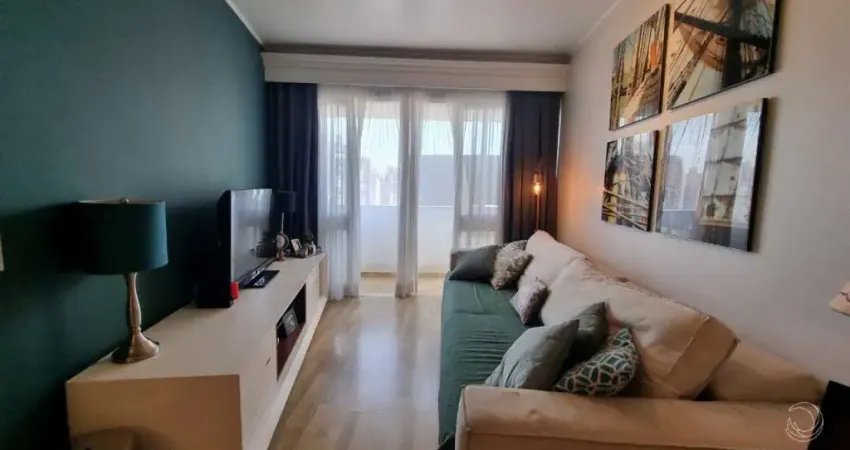 Apartamento de 3 dorms no bairro Centro
