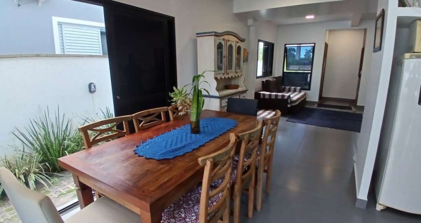 Casa com 3 quartos à venda na Doutor Cláudio Américo Prates, --, Campeche, Florianópolis