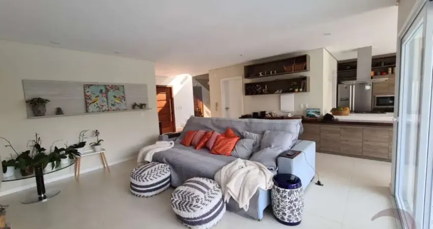 Casa em condomínio fechado com 4 quartos à venda na Rodovia Doutor Antônio Luiz Moura Gonzaga, --, Rio Tavares, Florianópolis