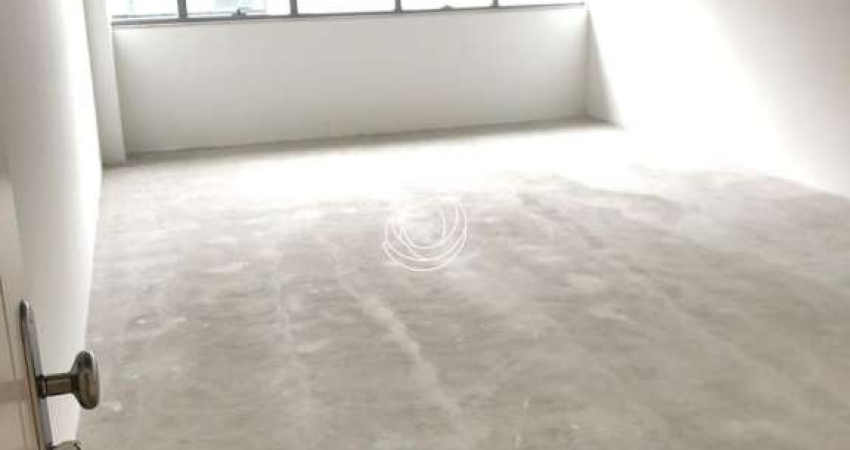 Sala Comercial de 45m² no bairro Saco Grande