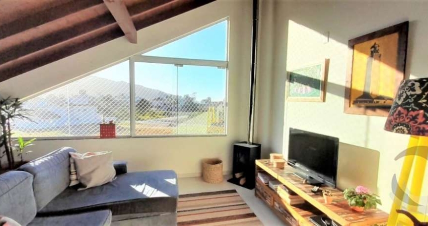 Casa Residencial de 3 quartos no bairro Açores