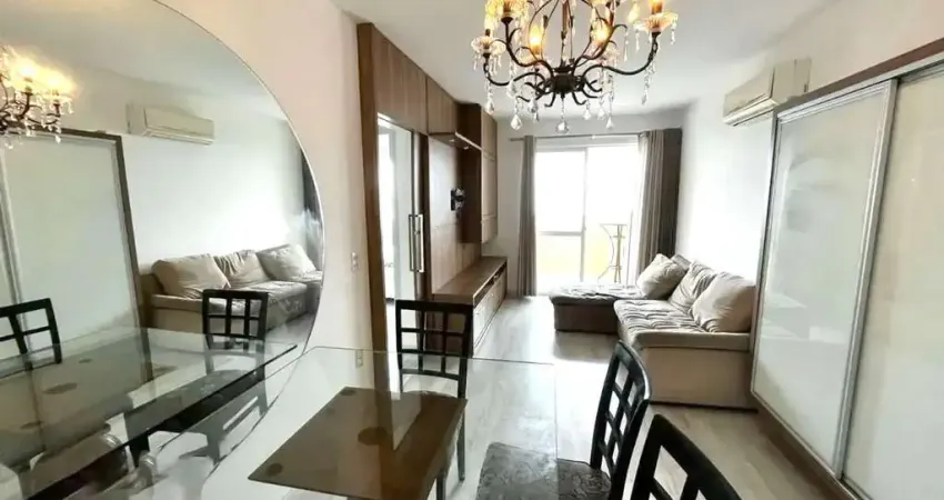 Apartamento de 3 quartos no bairro Costeira do Pirajubaé