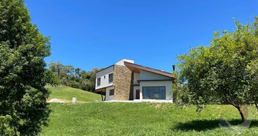 Casa em condomínio fechado com 4 quartos à venda na Estrada do Rio Bonito, --, Invernadinha, Rancho Queimado