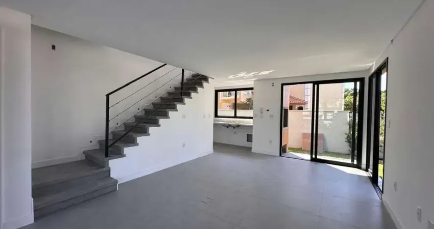 Casa com 3 quartos à venda na Rua Grumixama, --, Campeche, Florianópolis