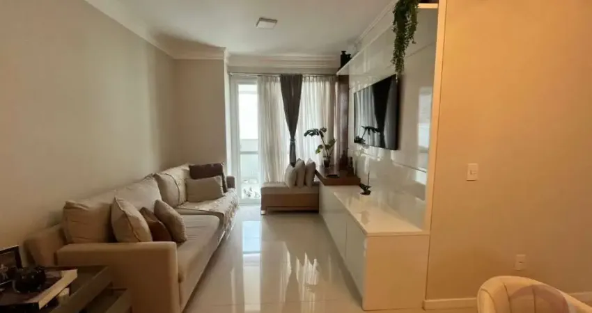 Apartamento de 4 dorms no bairro Itacorubi