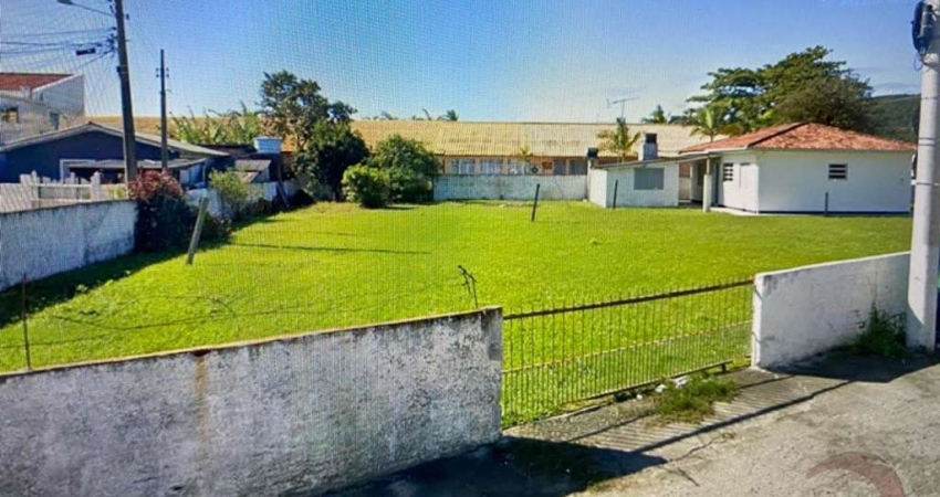 Terreno de 1385.06m² no bairro Barra Da Lagoa