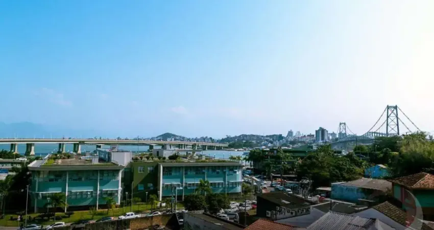 Prédio de 298.44m² no Centro