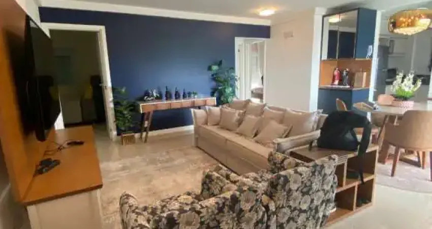 Apartamento de 3 dorms no bairro Centro