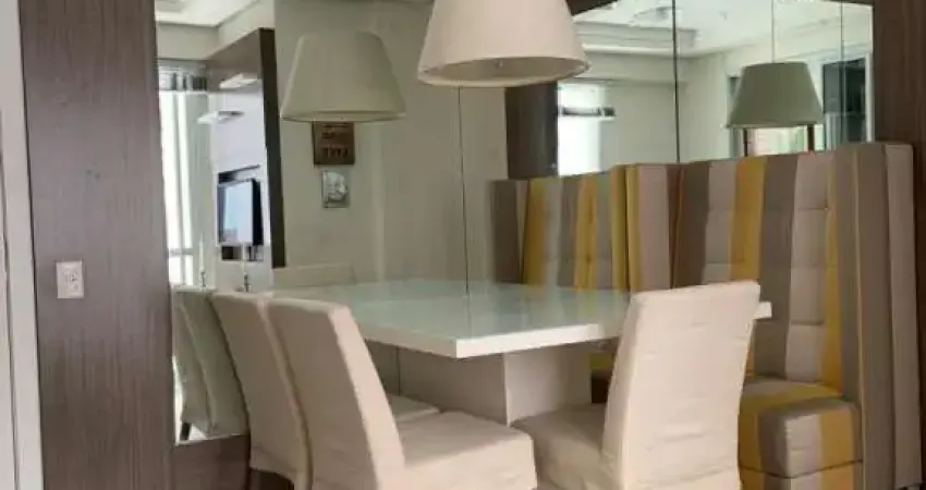 Apartamento de 2 dorms no bairro Agronômica