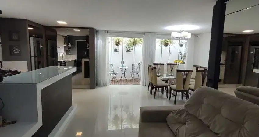 Casa com 5 quartos à venda na Rua Antônio Gomes, --, Balneário, Florianópolis