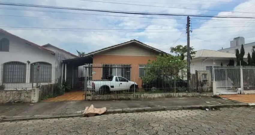 Terreno de 393m² no bairro Jardim Atlântico