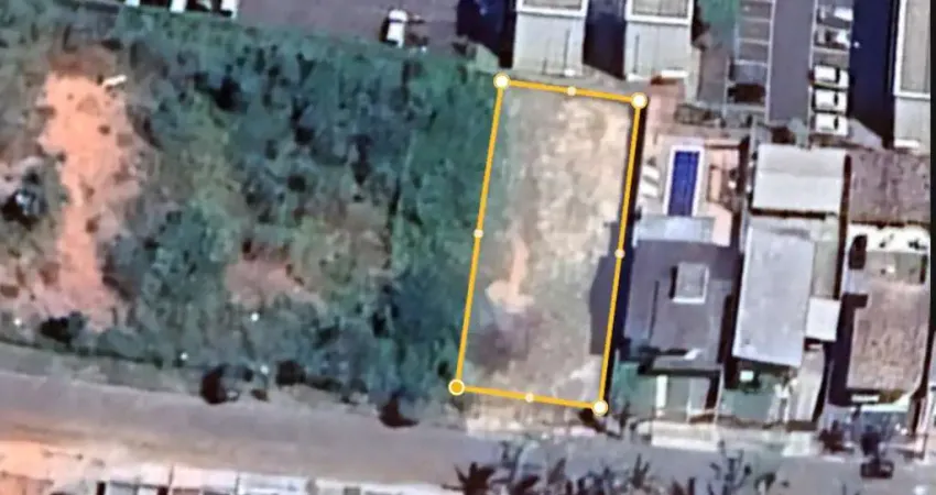 Terreno de 360m² no bairro Areias
