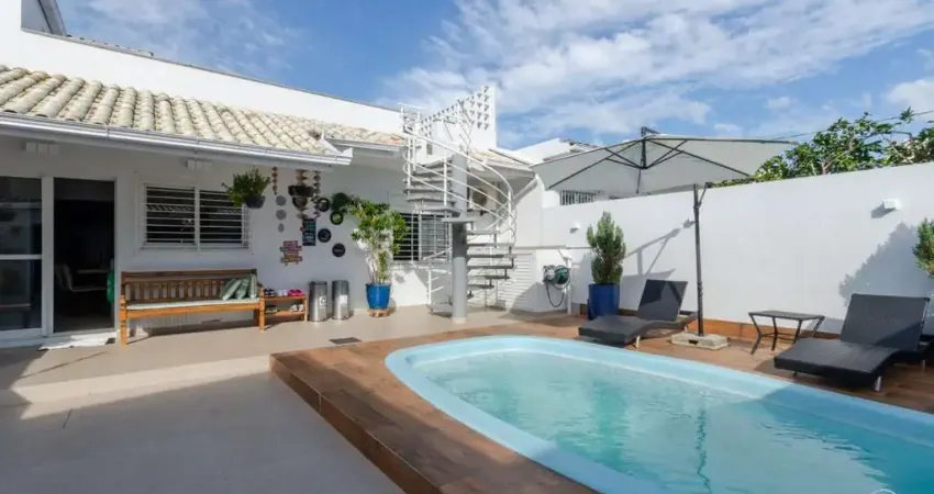 Casa com 3 quartos à venda na Rua José Cândido da Silva, --, Estreito, Florianópolis