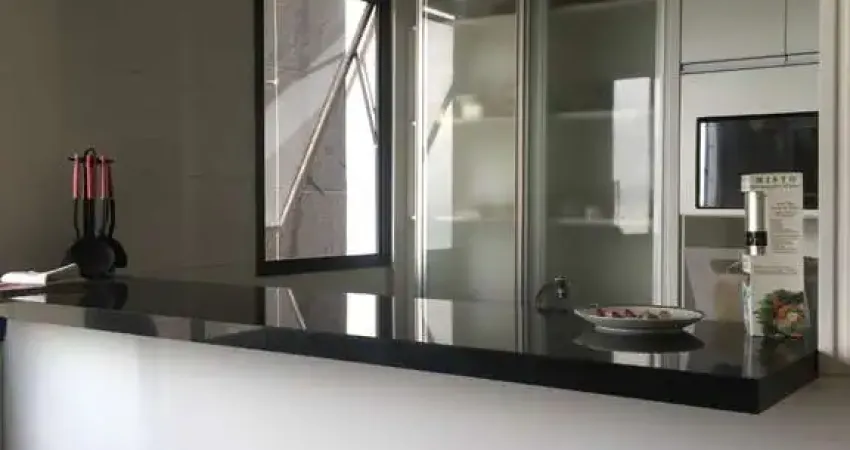 Excelente Apartamento Com 01 Dormitório Na Agronômica!