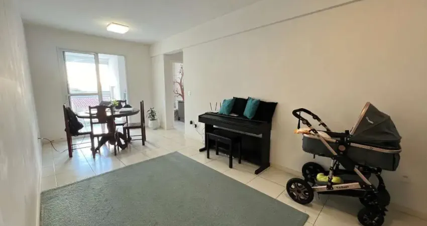 Apartamento com 2 dorms e 68m² em Barreiros