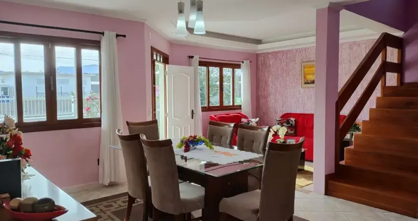 Casa com 3 quartos à venda na Rua Norberto Becker, --, Campeche, Florianópolis