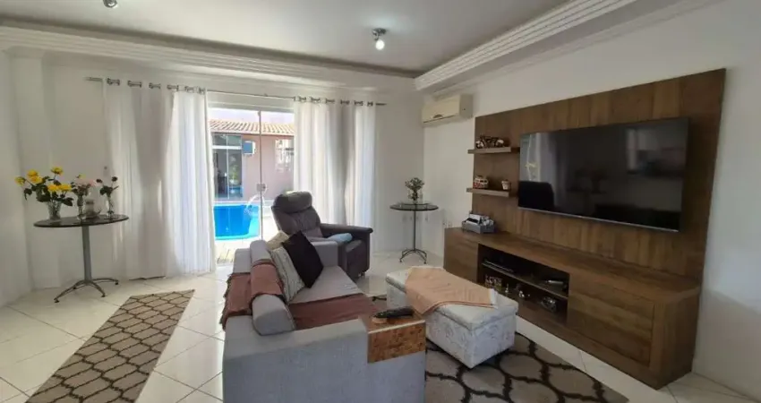 Casa com 3 quartos à venda na Rua Wilson Luz, --, Coqueiros, Florianópolis