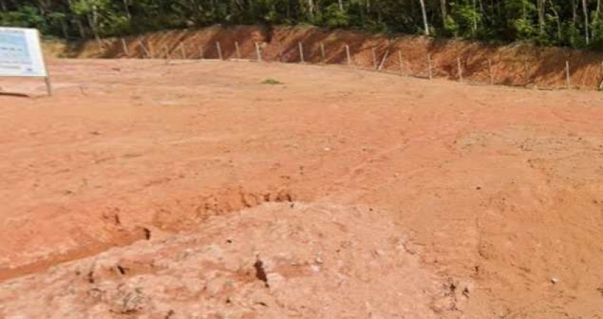 Terreno com 420,84 m² de área total em Forquilhas - São José SC